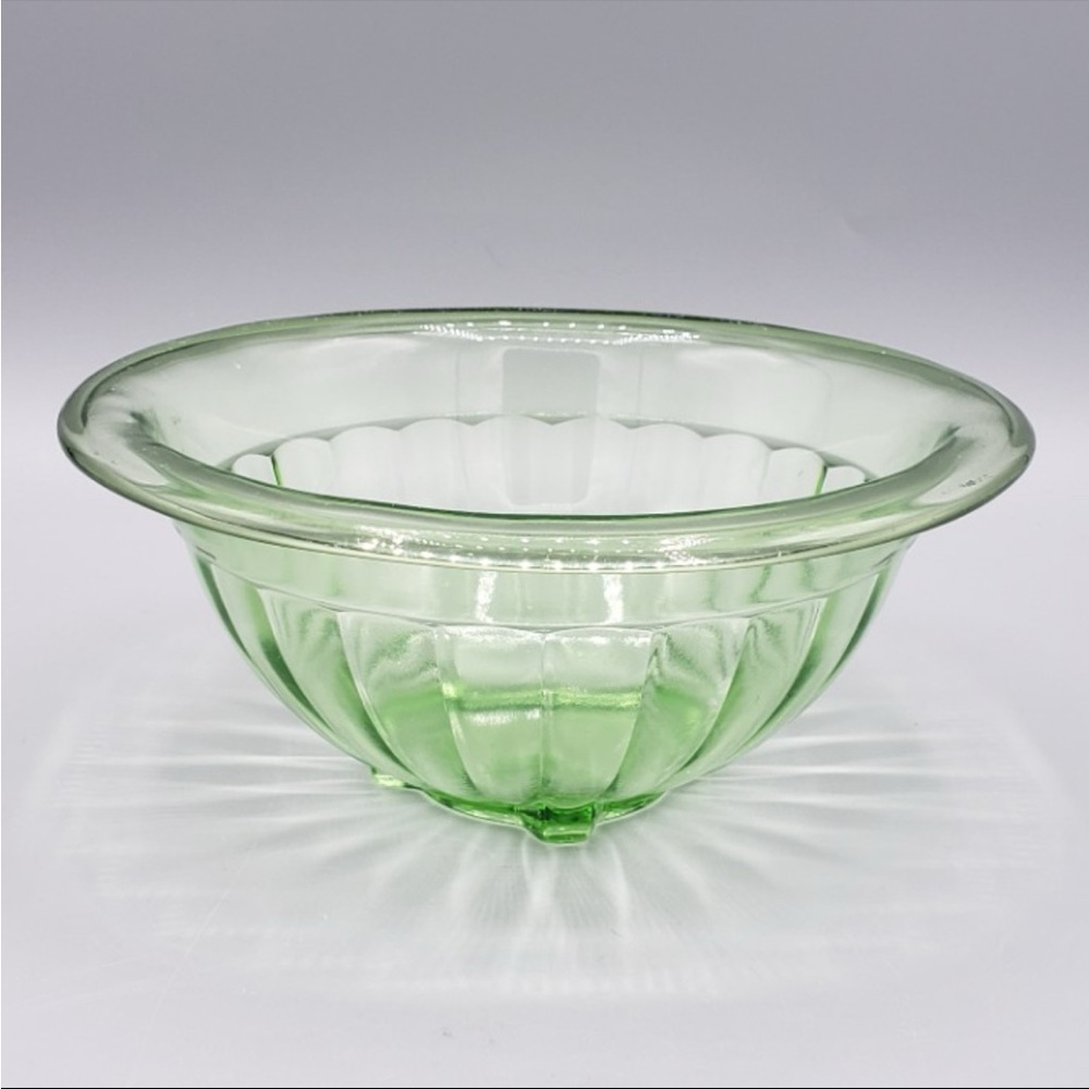 Hazel-Atlas Uranium Glass Ribbed Mixing Bowl - UV Reactive